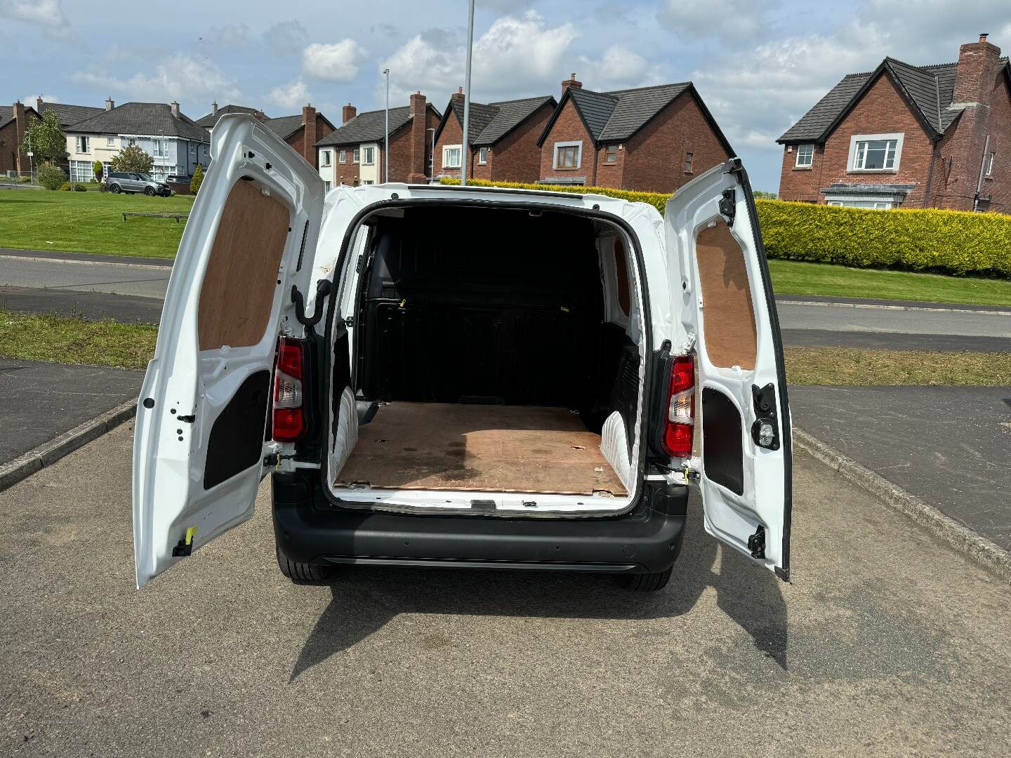 Peugeot Partner STANDARD DIESEL in Antrim