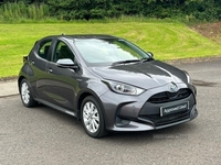 Toyota Yaris 1.5 VVT-h Icon E-CVT Euro 6 (s/s) 5dr in Antrim