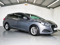 Hyundai i40 1.7 CRDI SE NAV BLUE DRIVE 5d 139 BHP in Derry / Londonderry