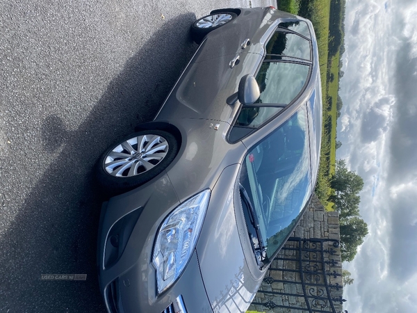 Vauxhall Meriva DIESEL ESTATE in Tyrone