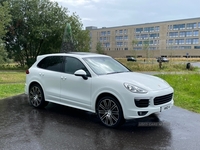 Porsche Cayenne DIESEL ESTATE in Antrim