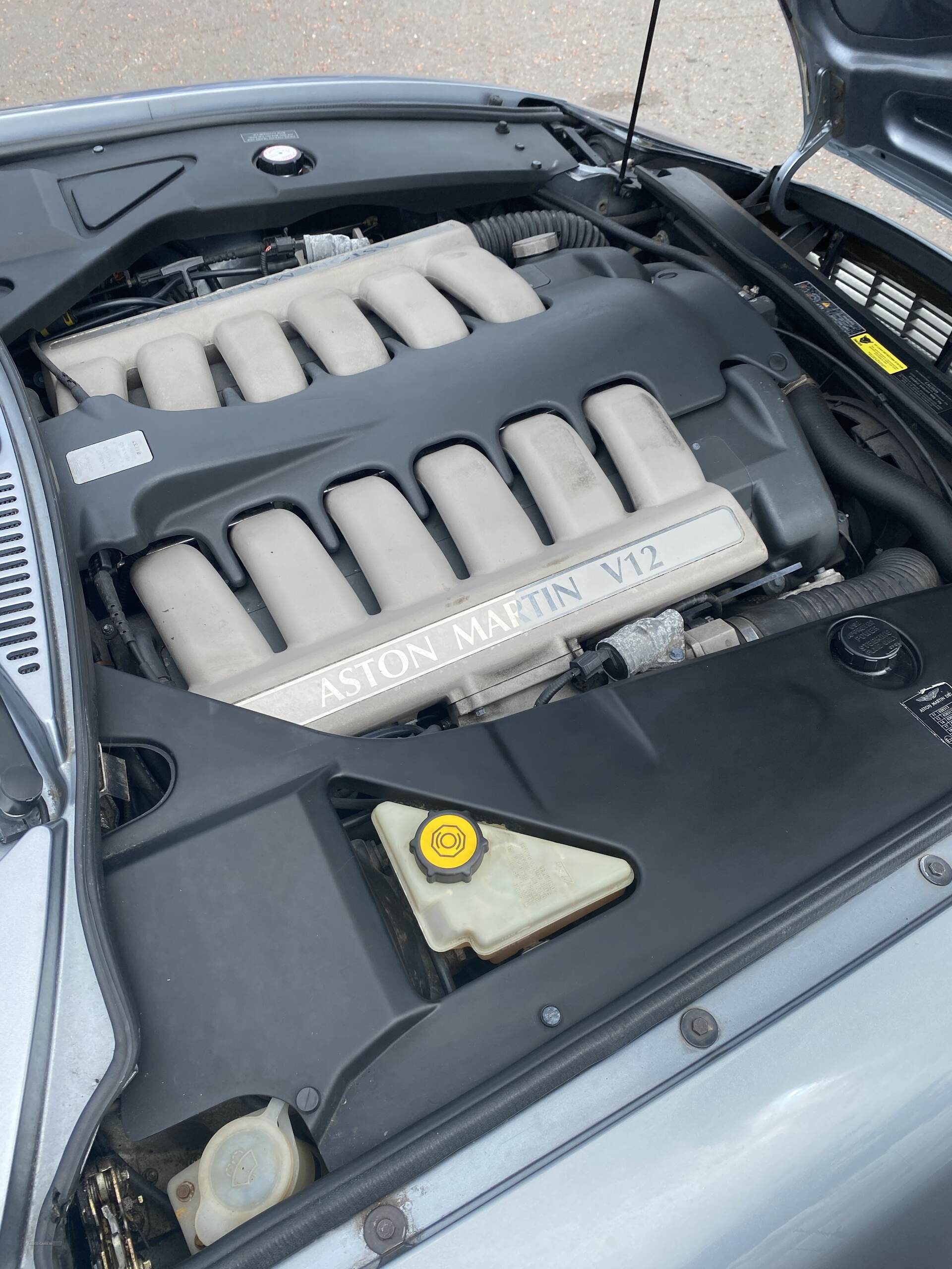 Oct 2000 Aston Martin DB7 V12 Vantage 2dr