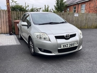 Toyota Auris 1.4 D-4D T2 5dr in Armagh