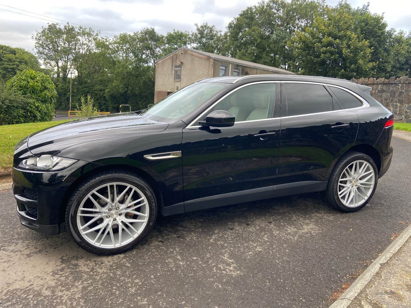 Jaguar F-Pace DIESEL ESTATE in Antrim