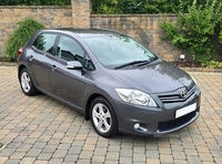 Toyota Auris HATCHBACK in Armagh