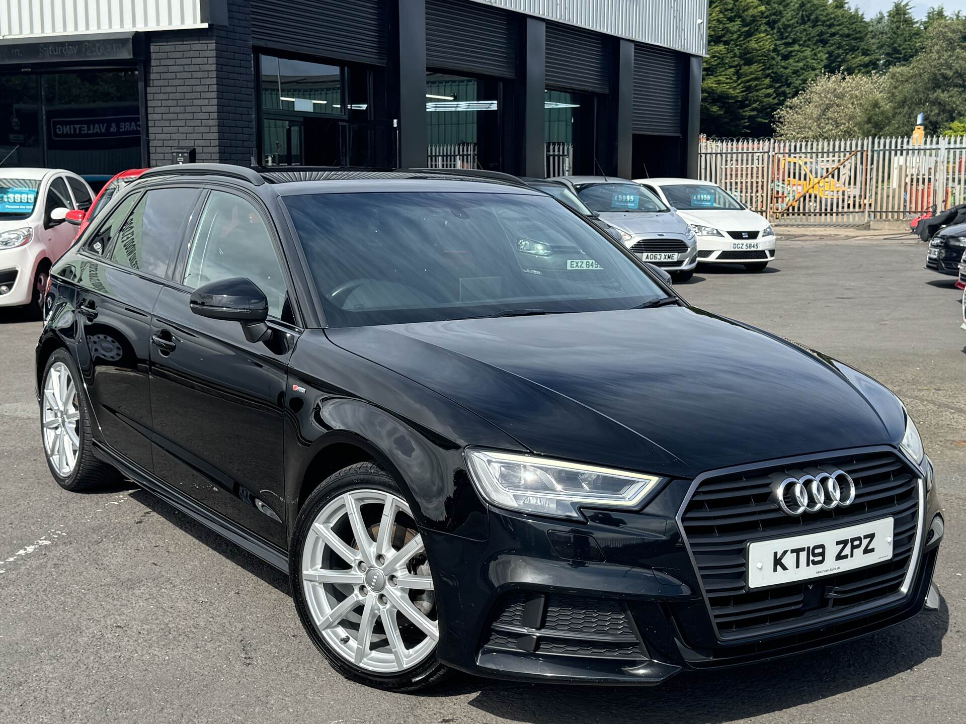 Audi A3 SPORTBACK in Down