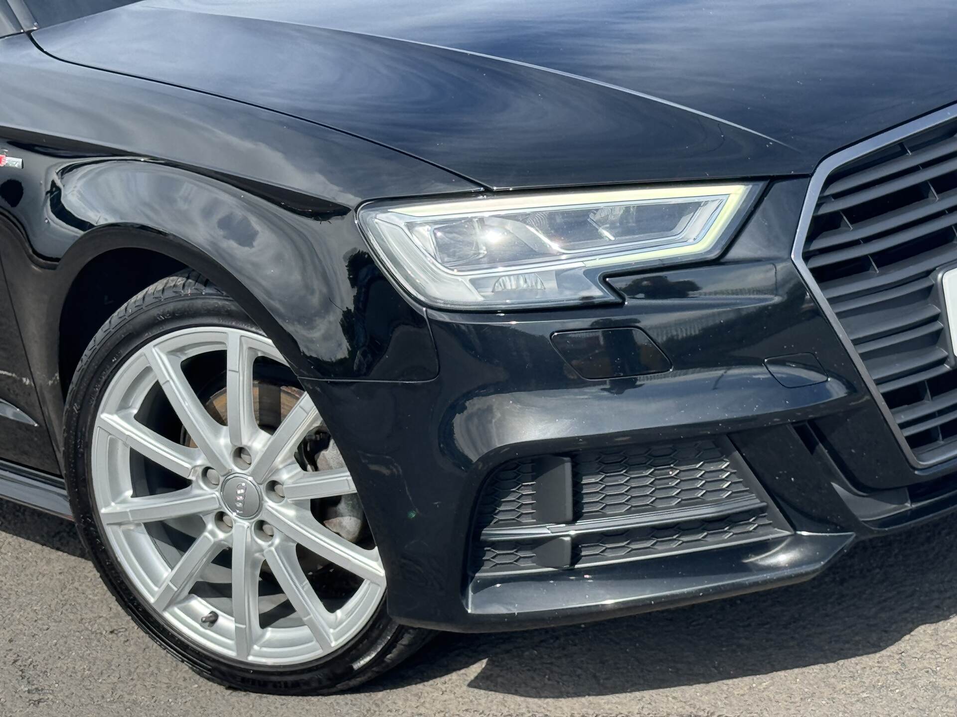 Audi A3 SPORTBACK in Down