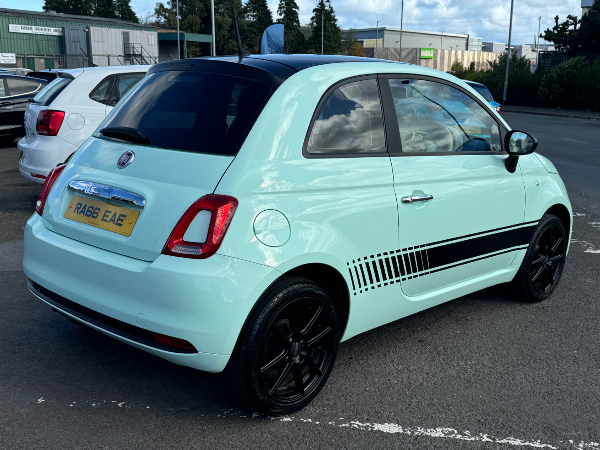 Fiat 500 HATCHBACK in Down