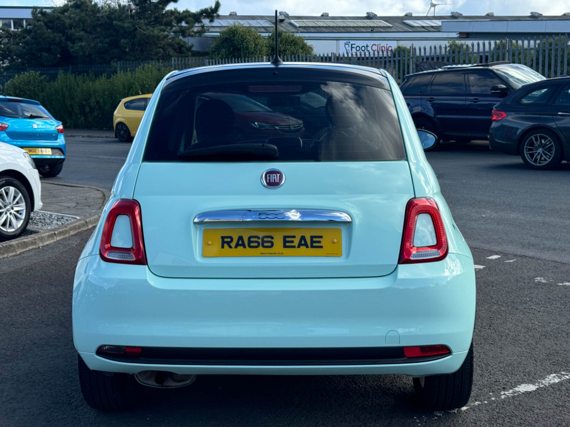 Fiat 500 HATCHBACK in Down