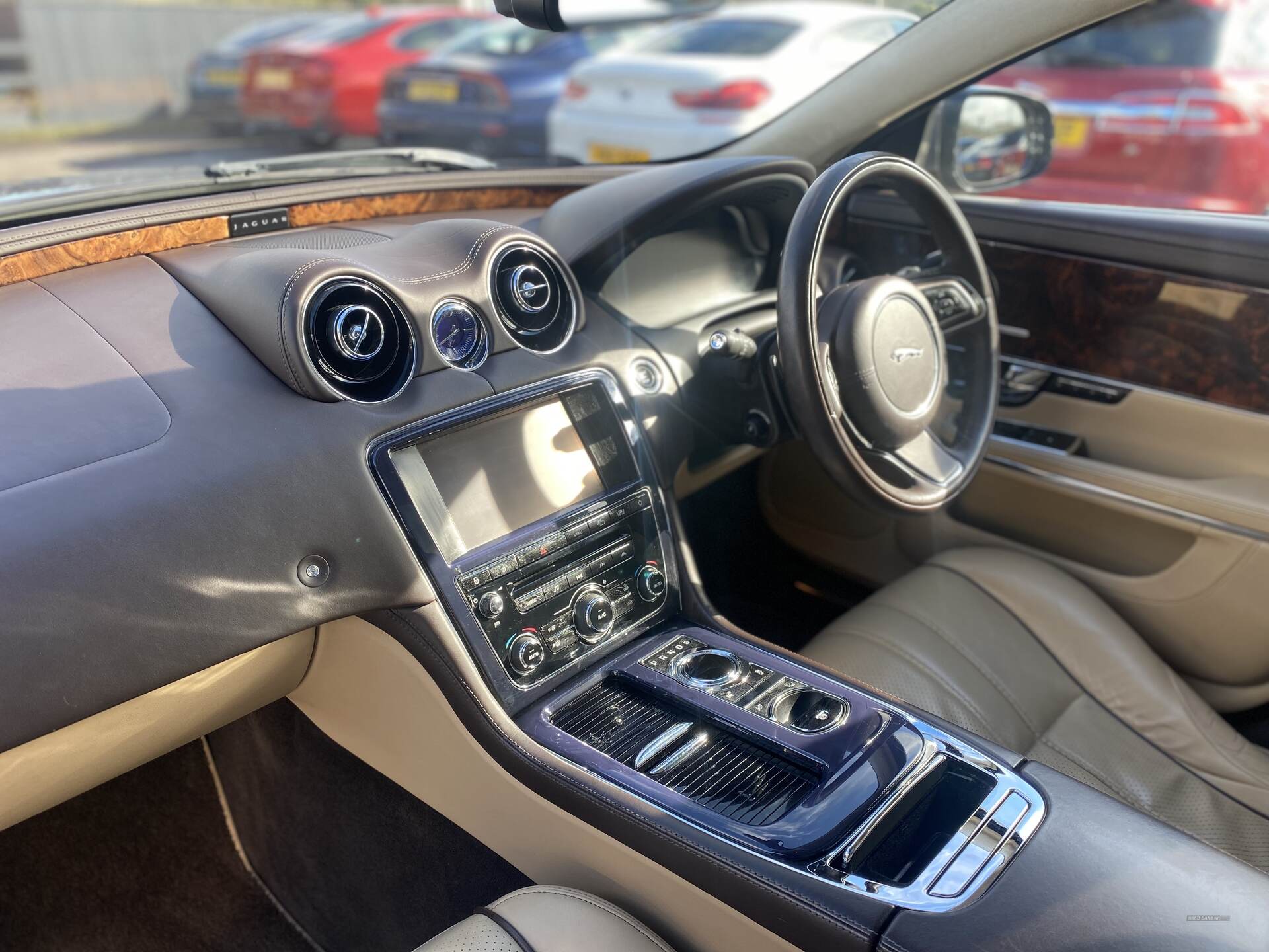 Mar 2011 Jaguar XJ 3.0d V6 Portfolio 4dr Auto