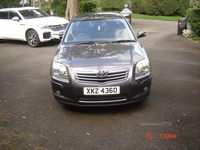 Toyota Avensis 1.8 VVT-i TR 4dr in Down