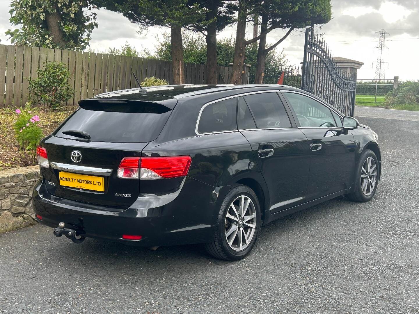 Toyota Avensis DIESEL TOURER in Tyrone