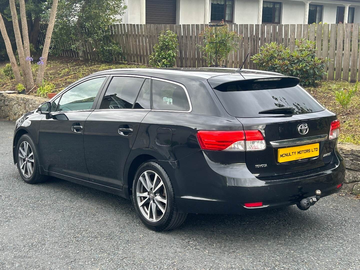 Toyota Avensis DIESEL TOURER in Tyrone