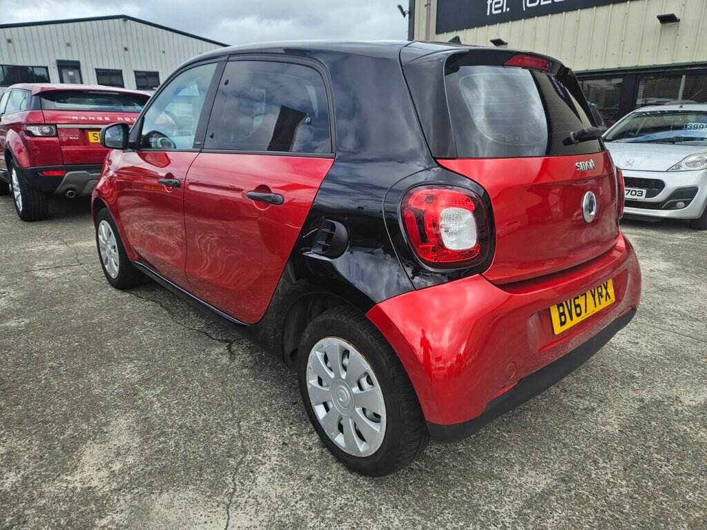 Sep 2017 Smart Forfour 1.0 Pure 5dr