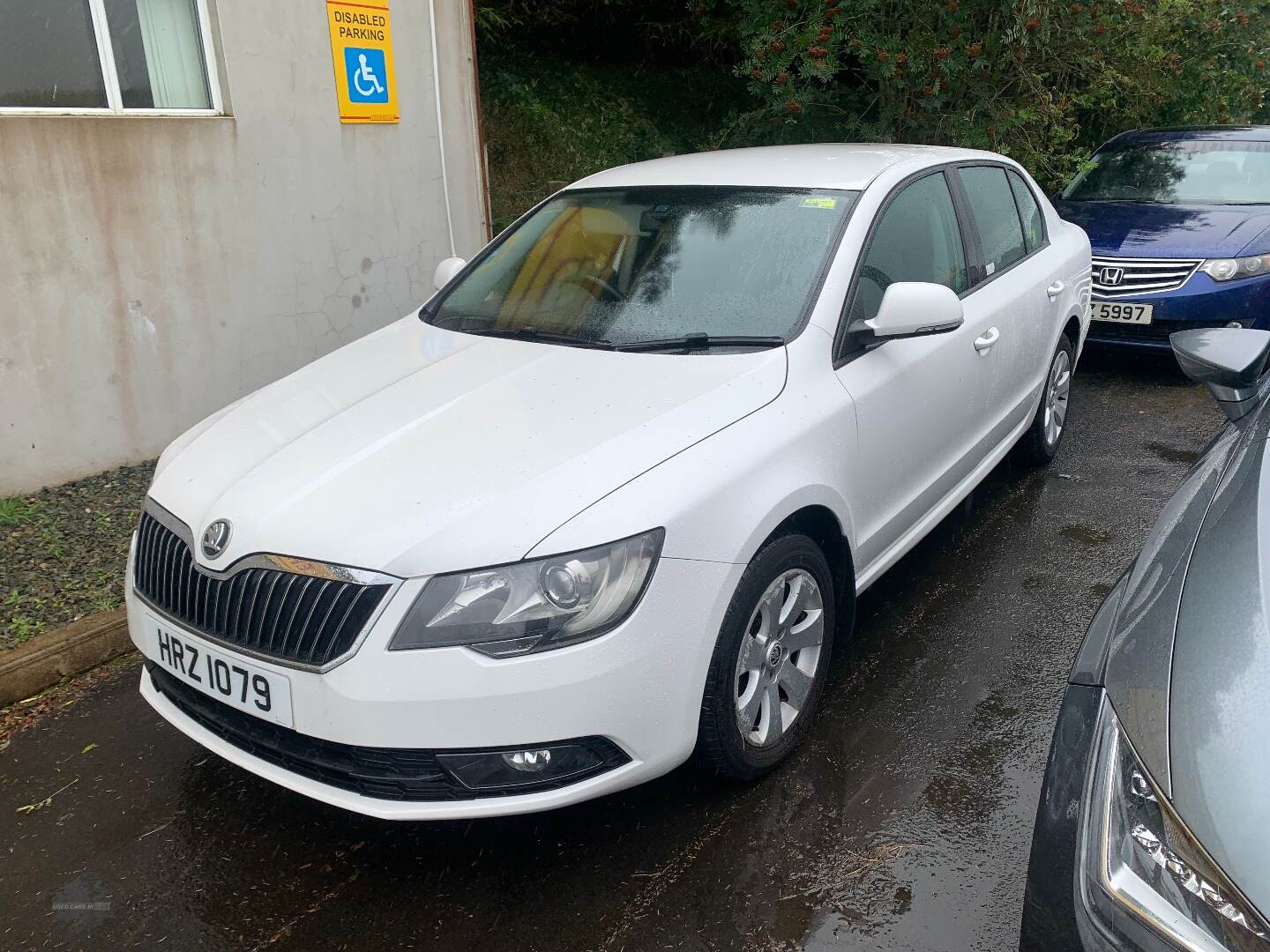 Feb 2014 Skoda Superb 1.6 TDI CR S 5dr