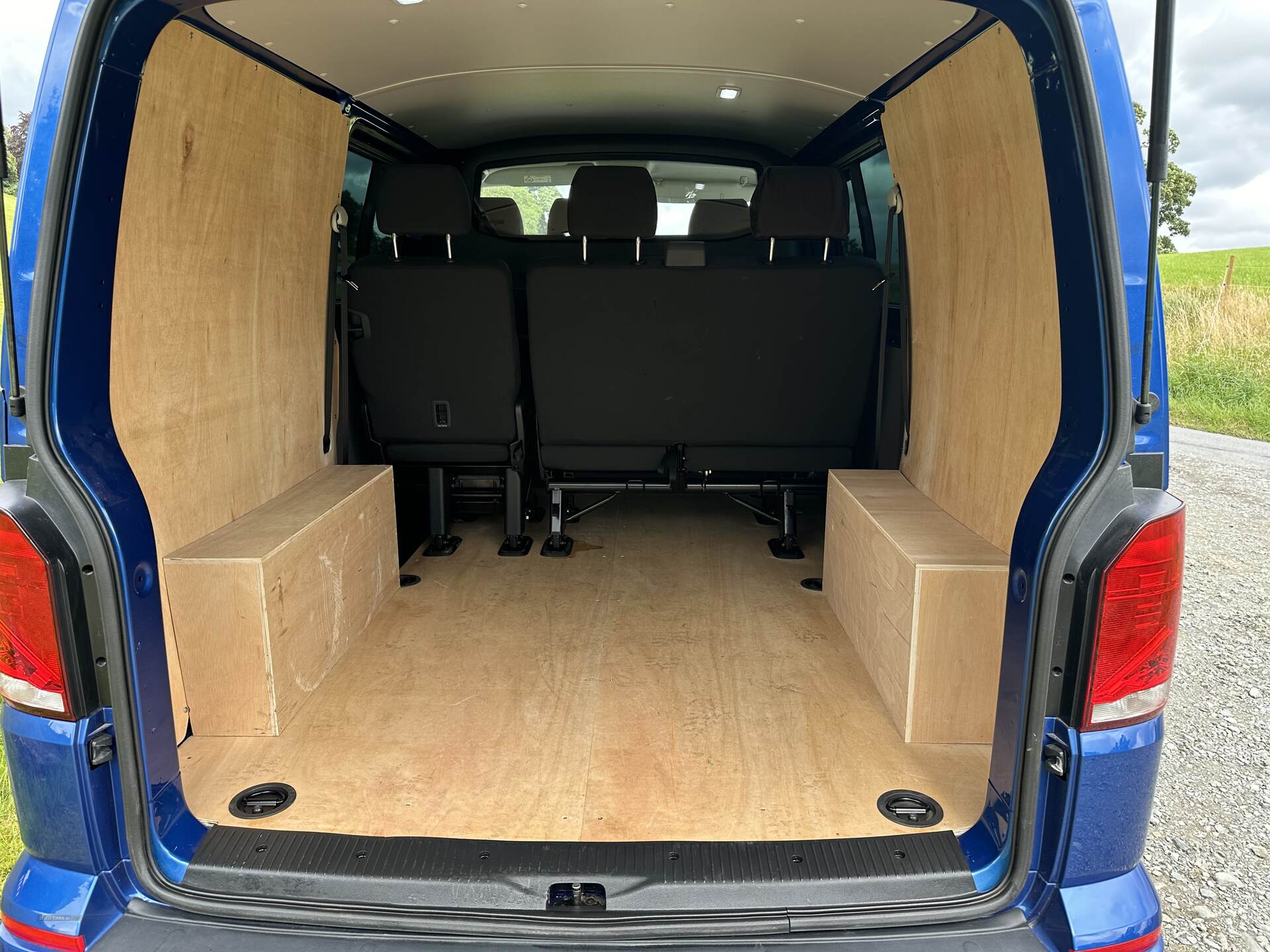 Volkswagen Transporter T32 SWB DIESEL in Down