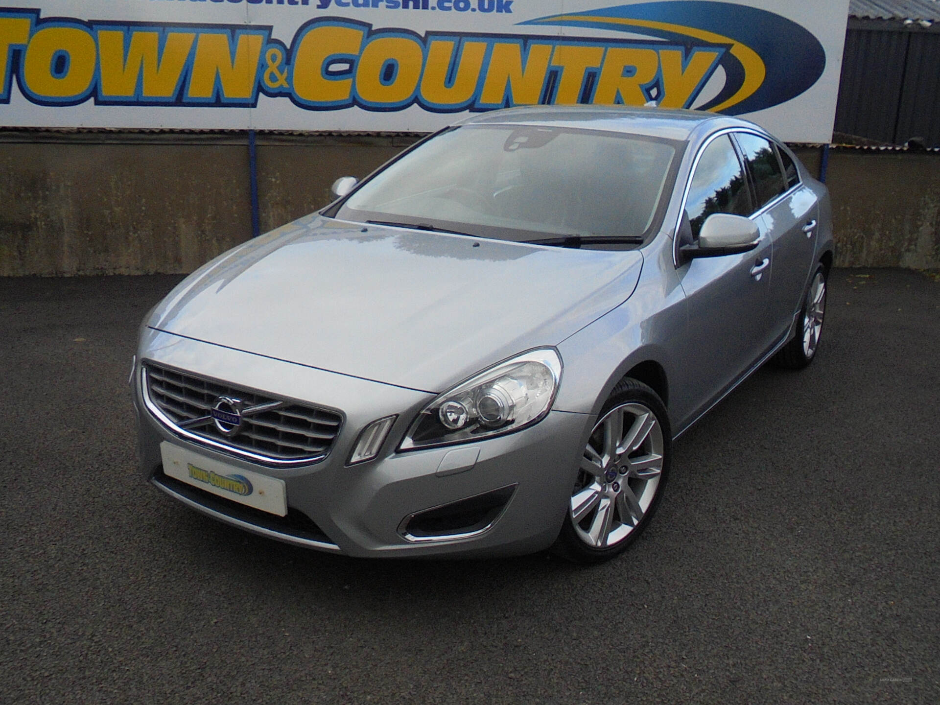 Volvo S60 DIESEL SALOON in Antrim