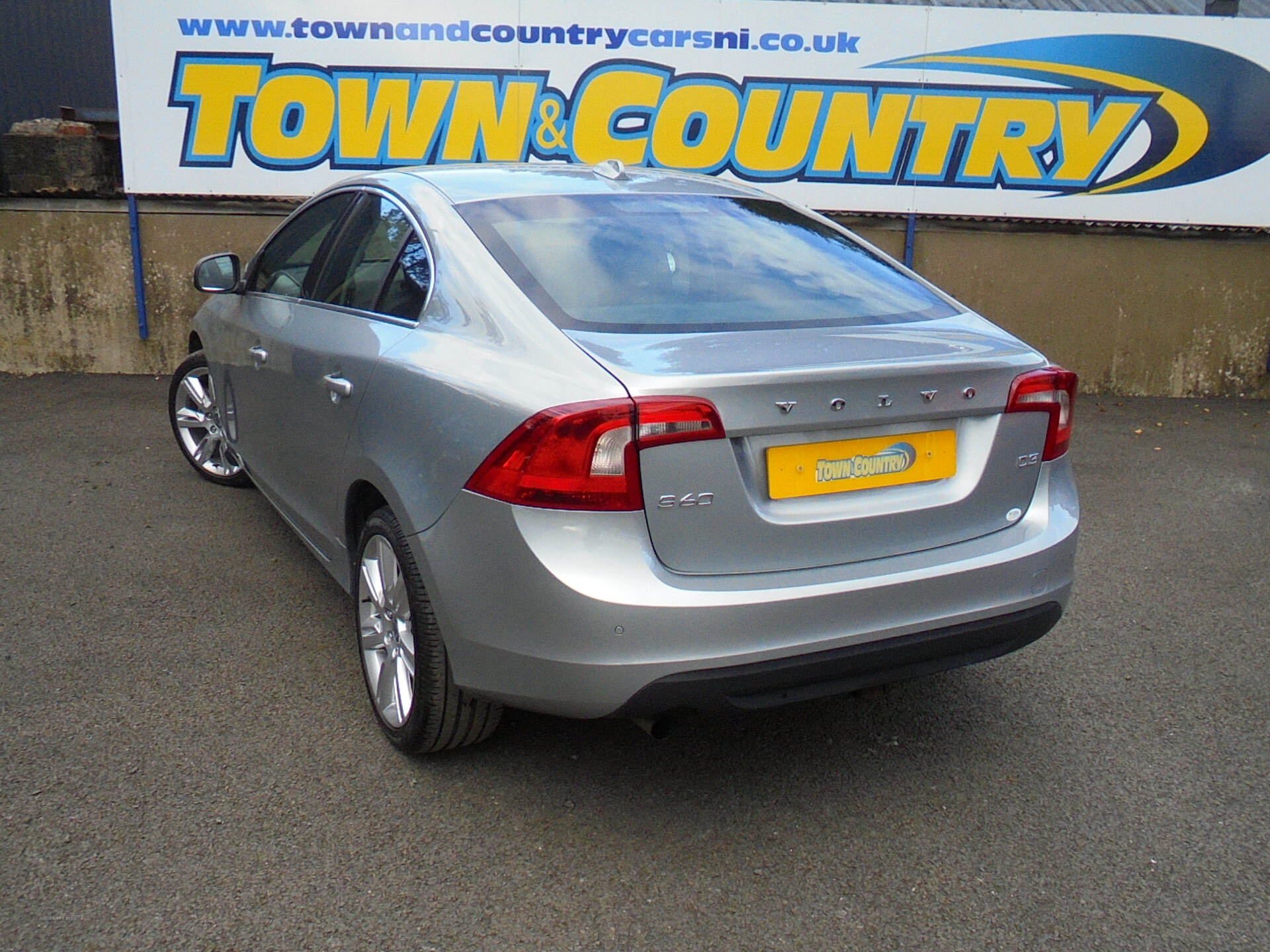 Volvo S60 DIESEL SALOON in Antrim