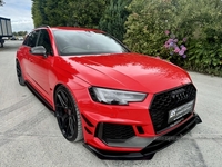 Audi RS4 AVANT SPECIAL EDITION in Down