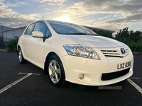 Toyota Auris 1.4 D-4D TR 5dr in Antrim