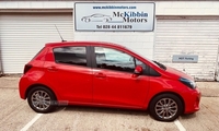 Toyota Yaris 1.3 VVT-I ICON in Down