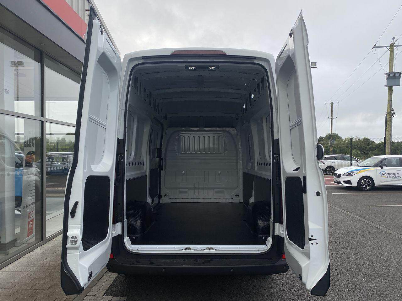 Jun 2024 Maxus Deliver 9 2.0 D20 150 Extra High Roof Van