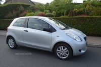 Toyota Yaris 1.0 VVT-i T2 3dr in Down