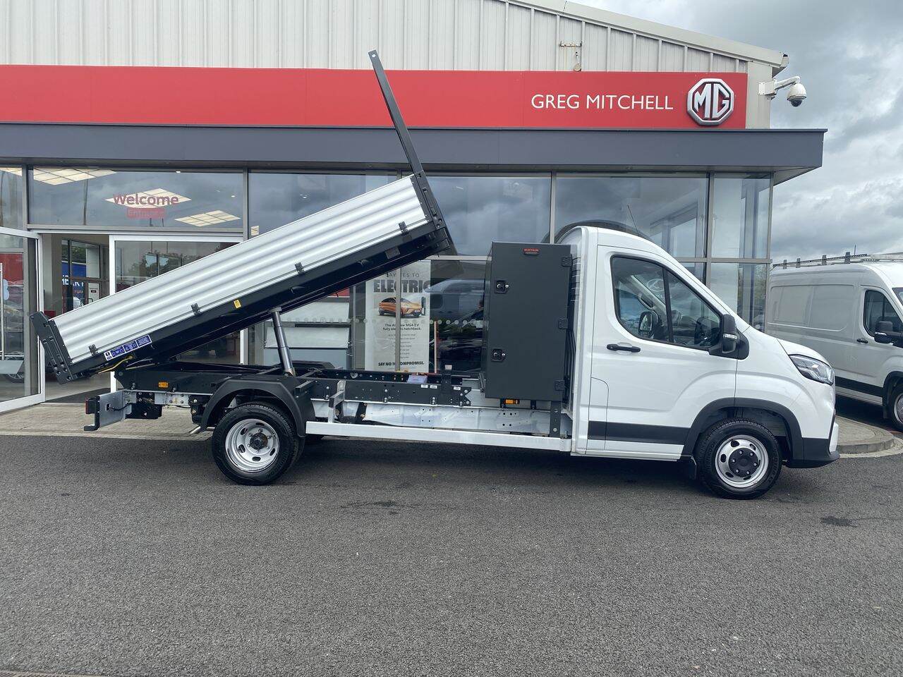  2024 MAXUS / LDV Deliver 9 9 C/C 2.0 TDCI 150 DRW MDM RWD