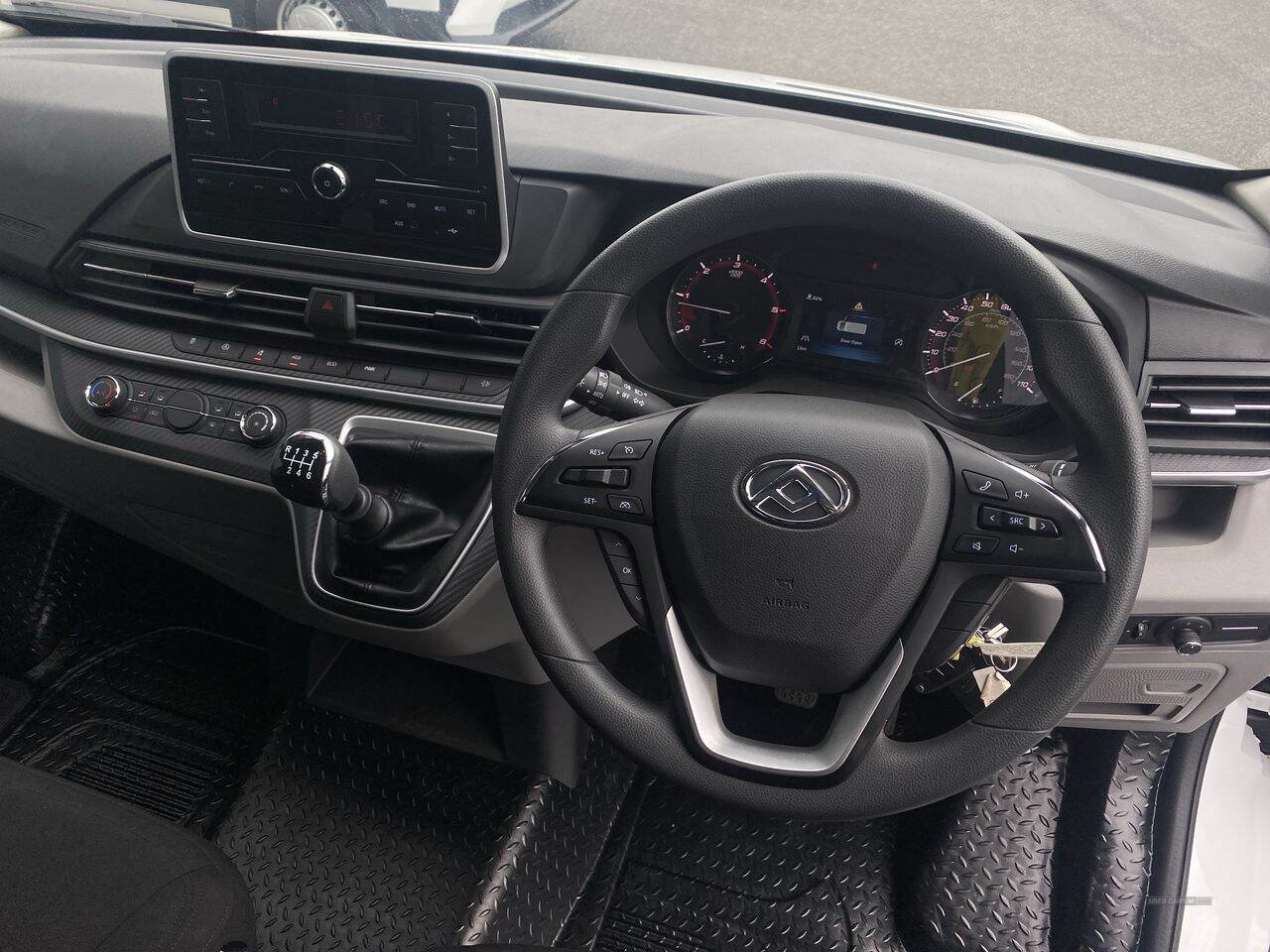  2024 MAXUS / LDV Deliver 9 9 C/C 2.0 TDCI 150 DRW MDM RWD