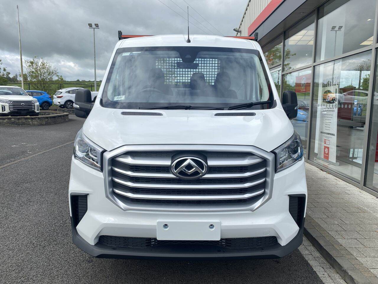 2024 MAXUS / LDV Deliver 9 9 C/C 2.0 TDCI 150 DRW MDM RWD