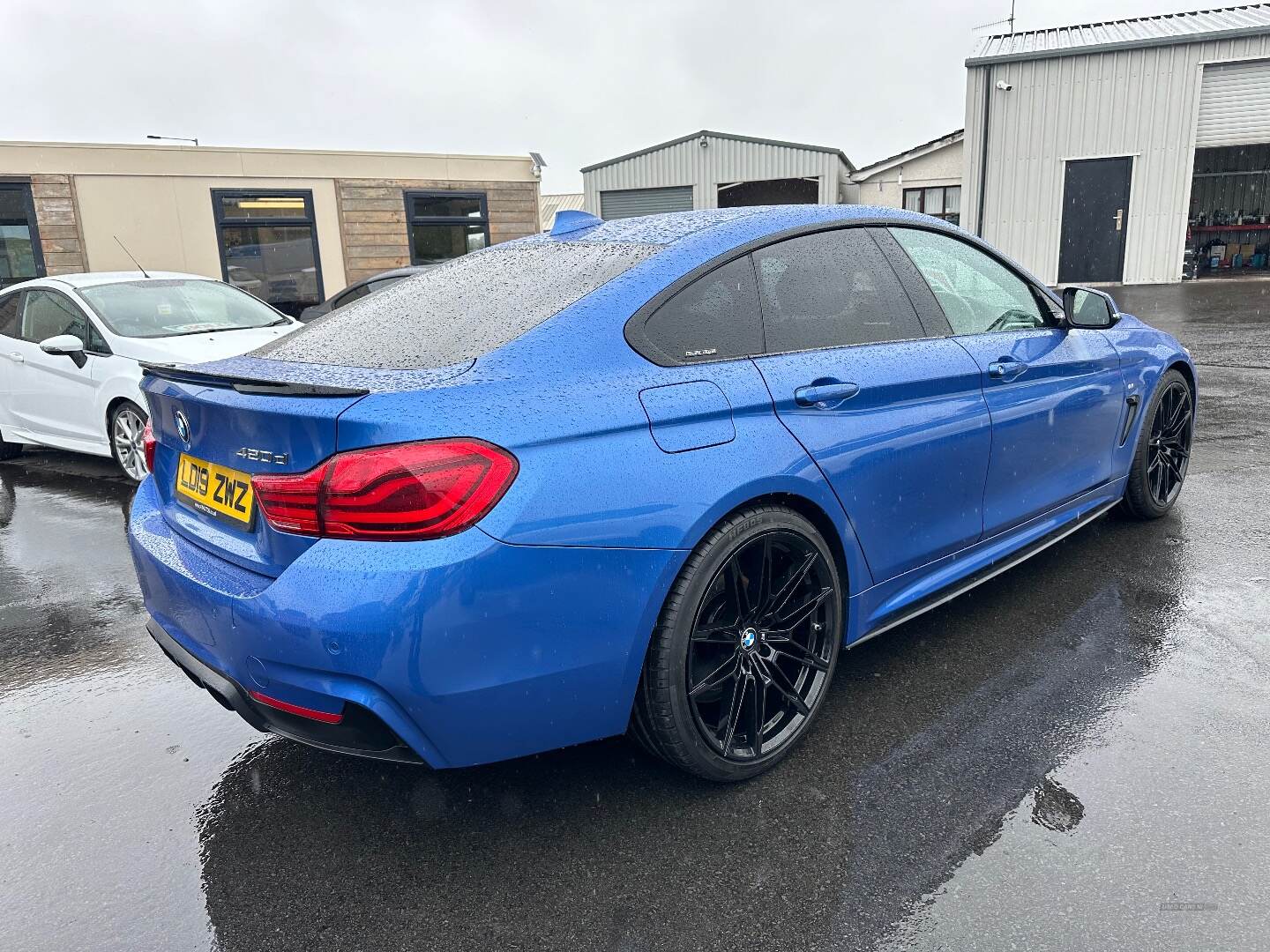 BMW 4 Series GRAN DIESEL COUPE in Down