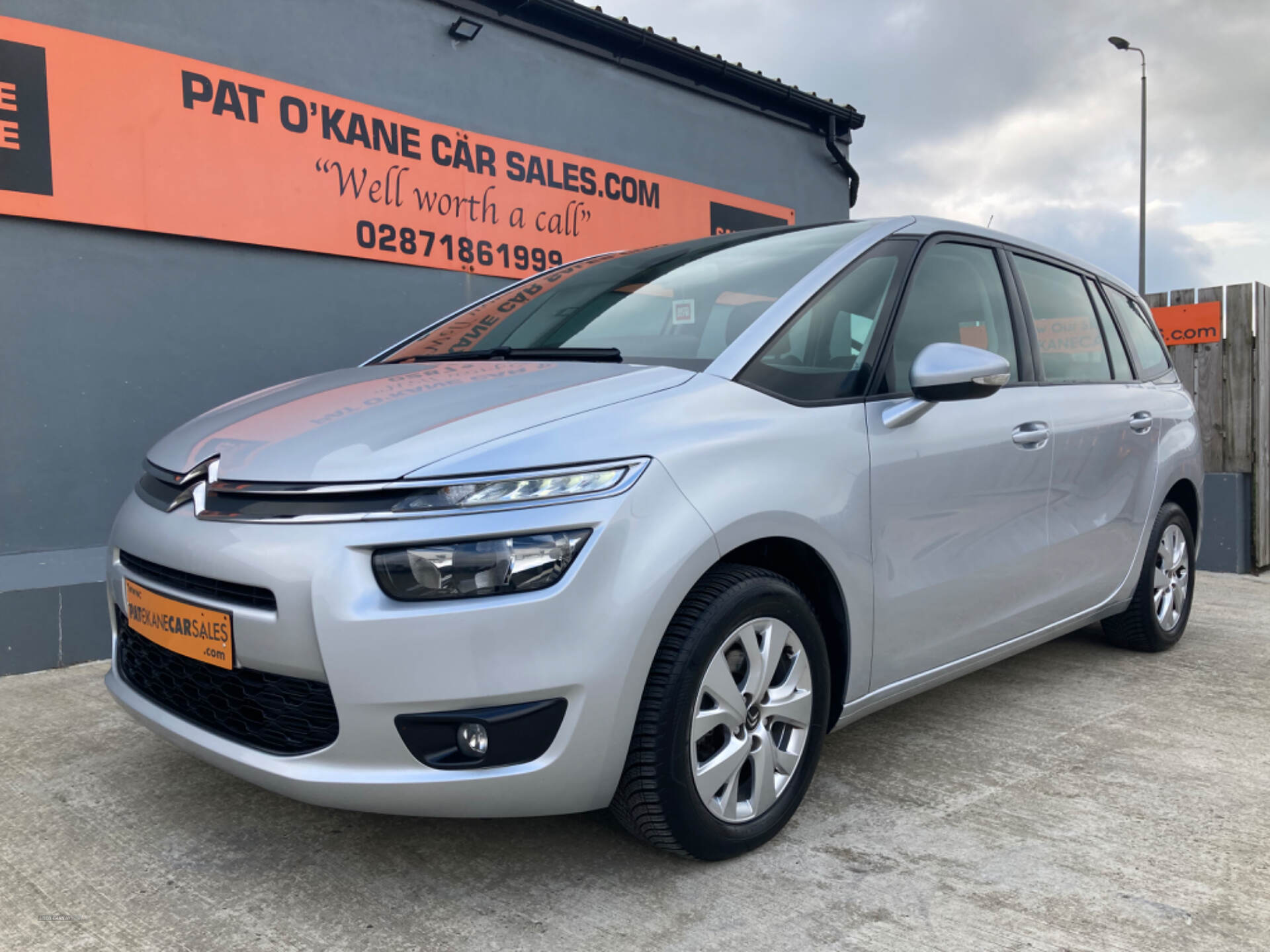 Citroen Grand C4 Picasso DIESEL ESTATE in Derry / Londonderry