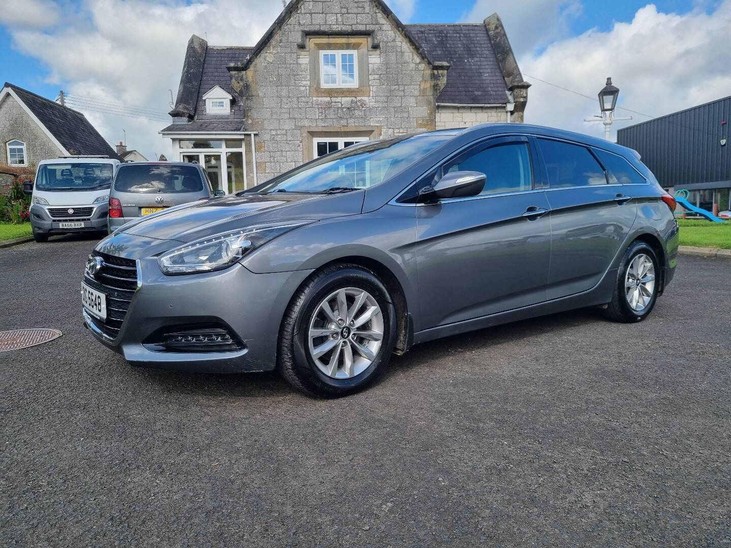 Hyundai i40 DIESEL TOURER in Derry / Londonderry