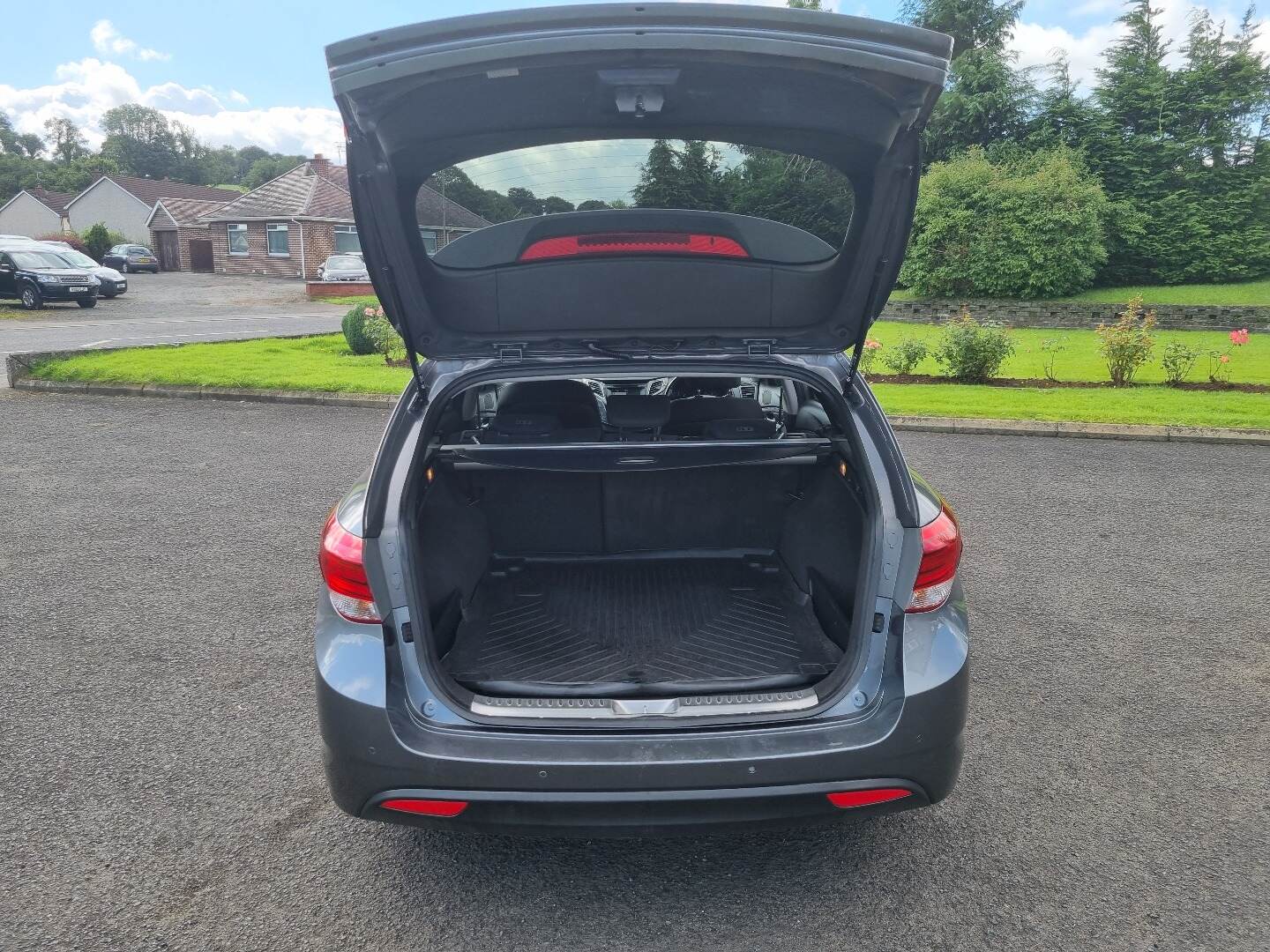 Hyundai i40 DIESEL TOURER in Derry / Londonderry