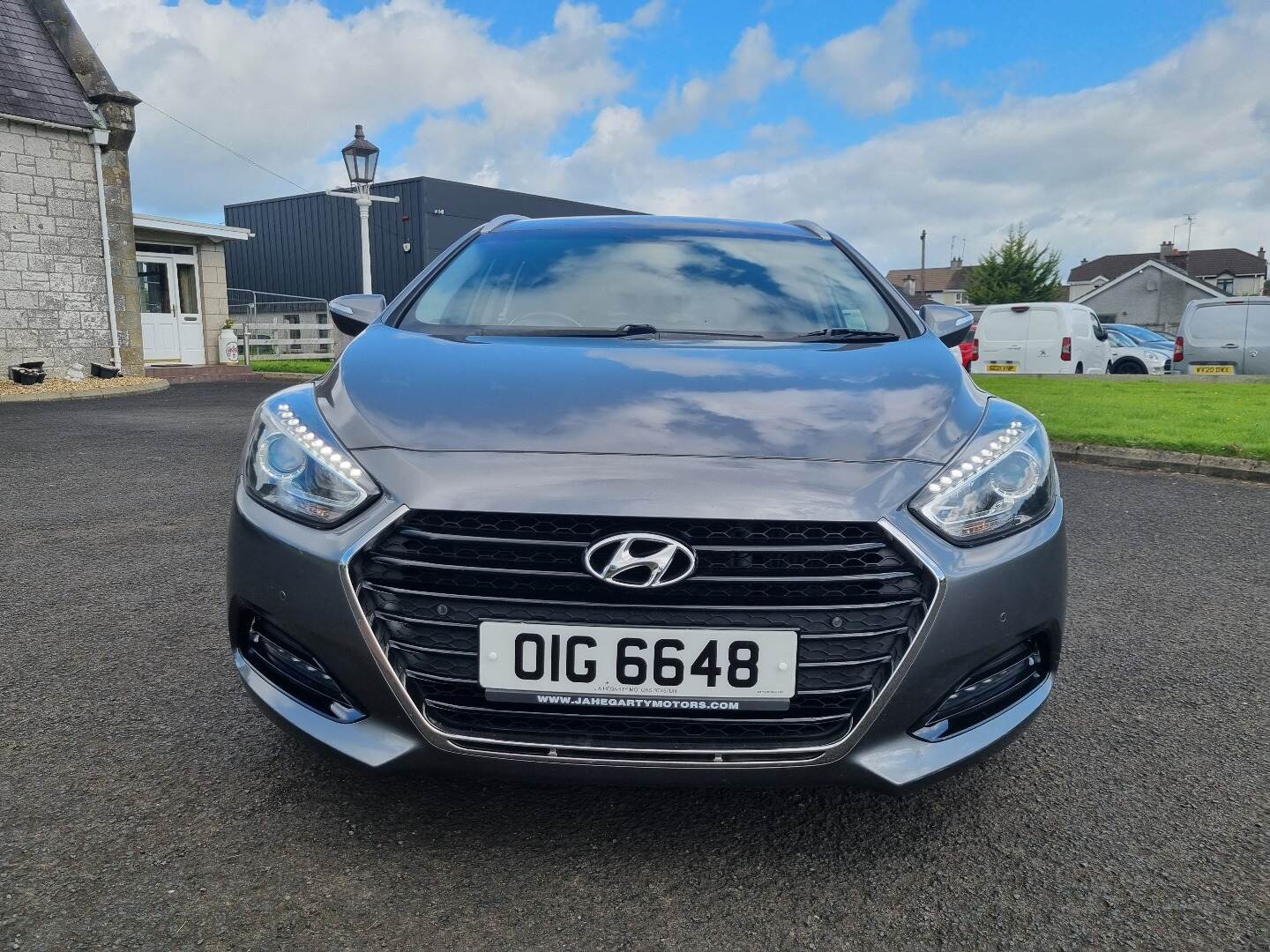 Hyundai i40 DIESEL TOURER in Derry / Londonderry