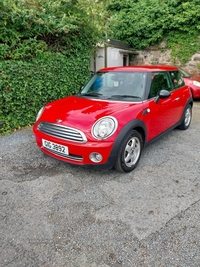 MINI Hatch in Down