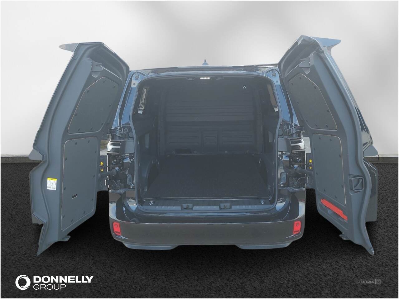 May 2024 Volkswagen ID. Buzz 150kW Commerce Plus 77kWh Auto