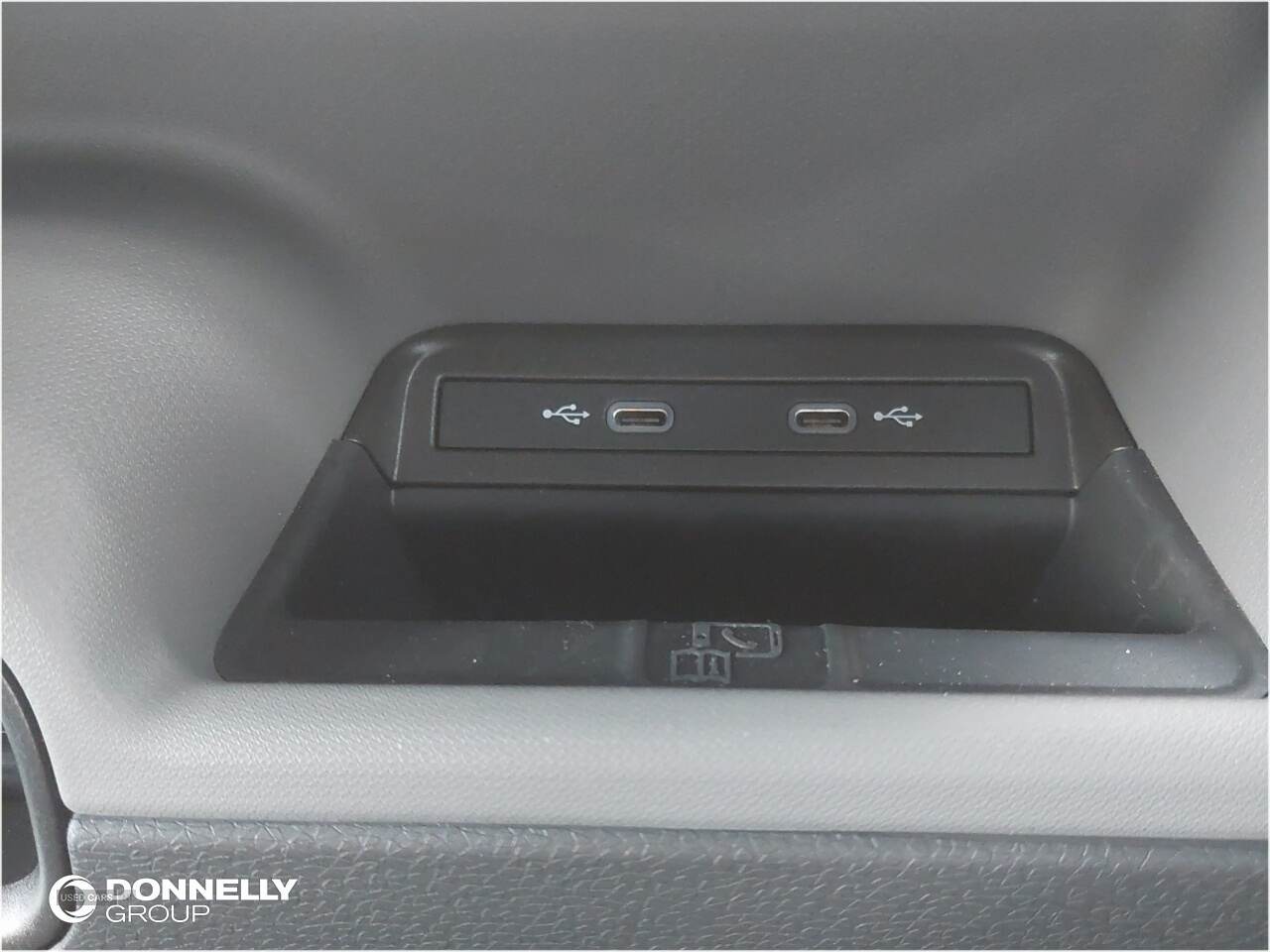 May 2024 Volkswagen ID. Buzz 150kW Commerce Plus 77kWh Auto