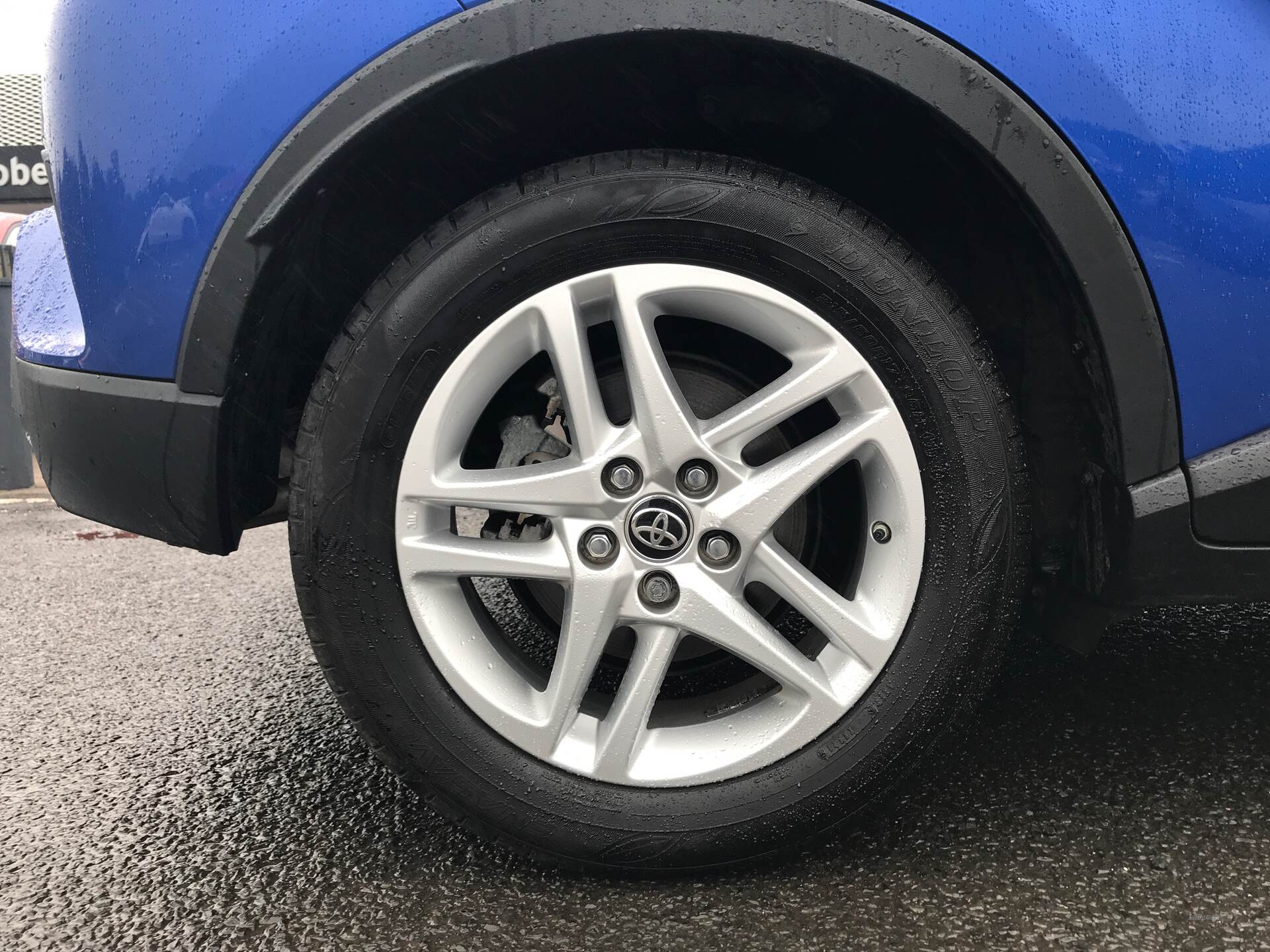 Mar 2022 Toyota C-HR 1.8 Hybrid Icon 5dr CVT