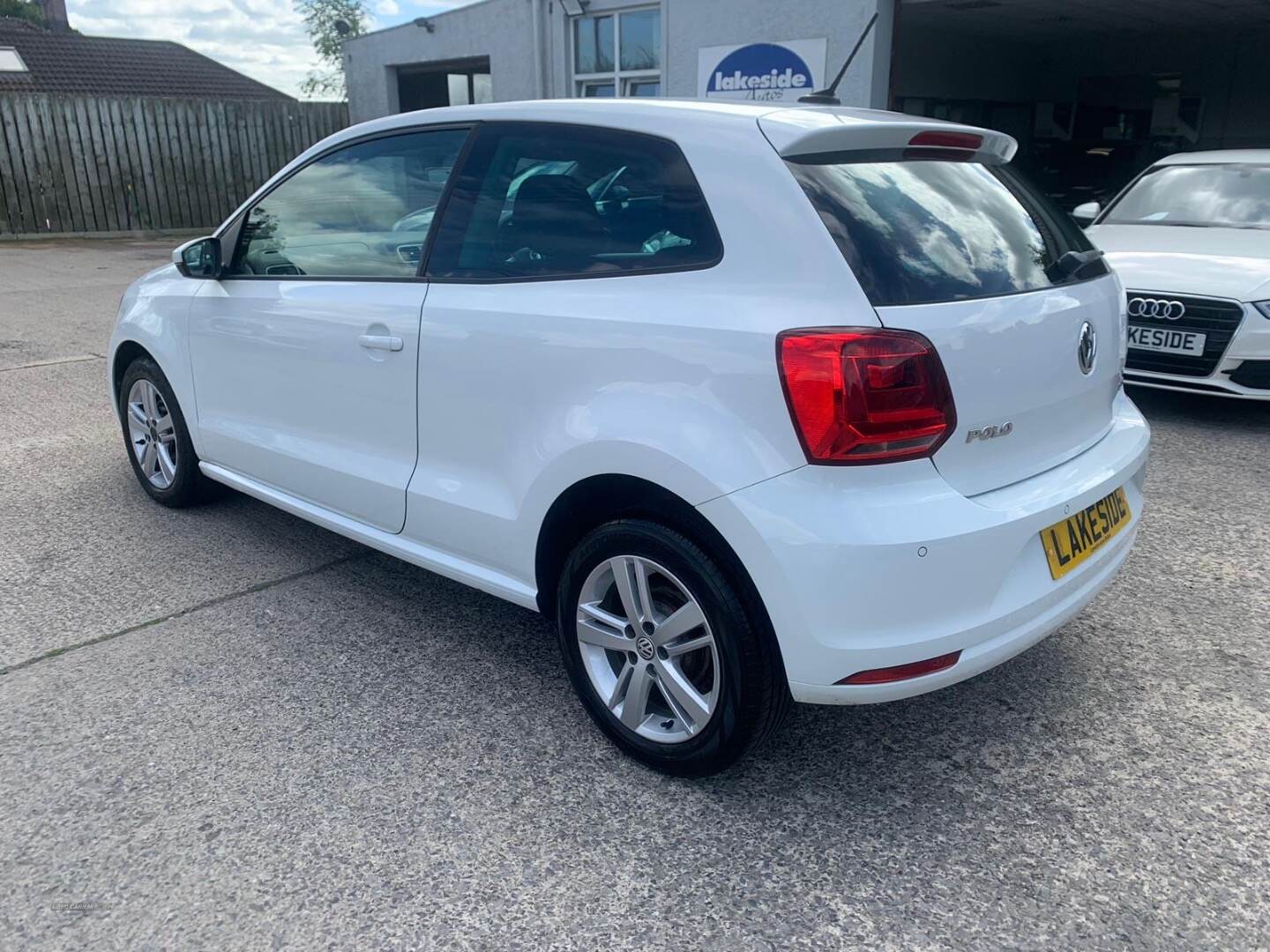 Volkswagen Polo HATCHBACK in Down