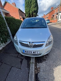 Vauxhall Zafira 1.6i Life 5dr in Antrim