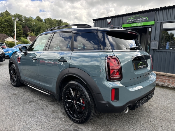 MINI Countryman HATCHBACK in Down