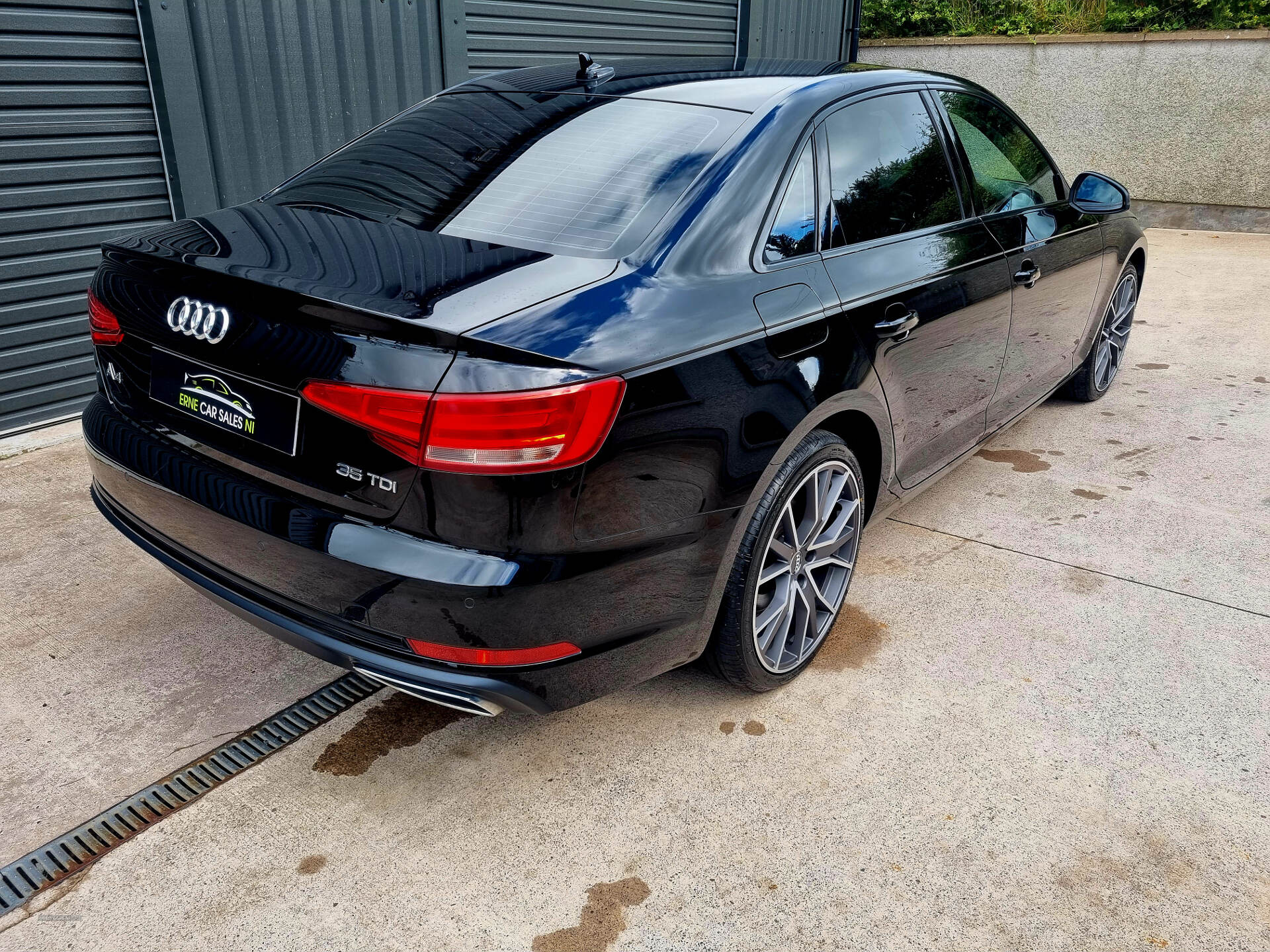 Audi A4 DIESEL SALOON in Tyrone