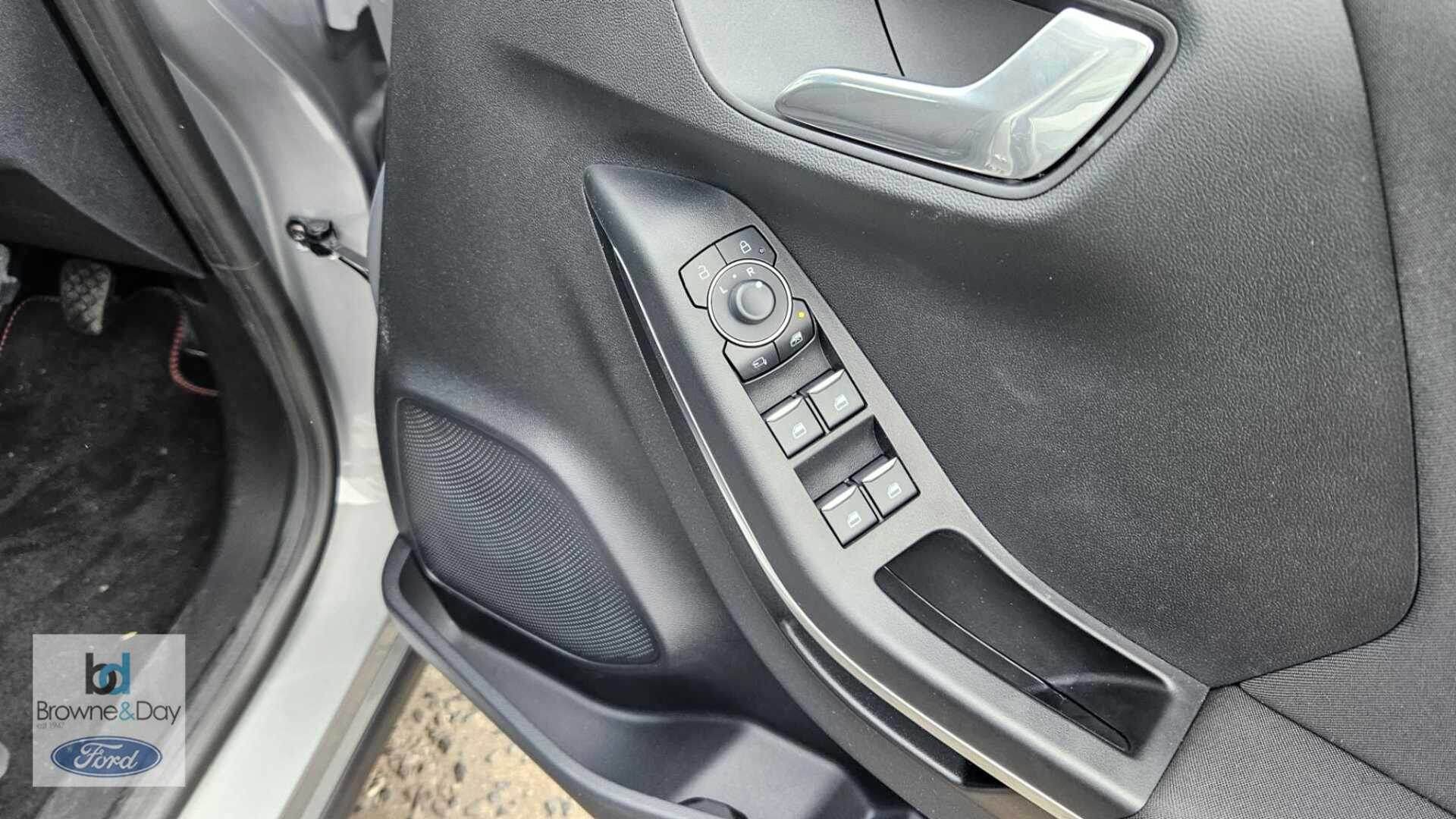 Jul 2024 Ford Puma 1.0 EcoBoost Hybrid mHEV ST-Line 5dr