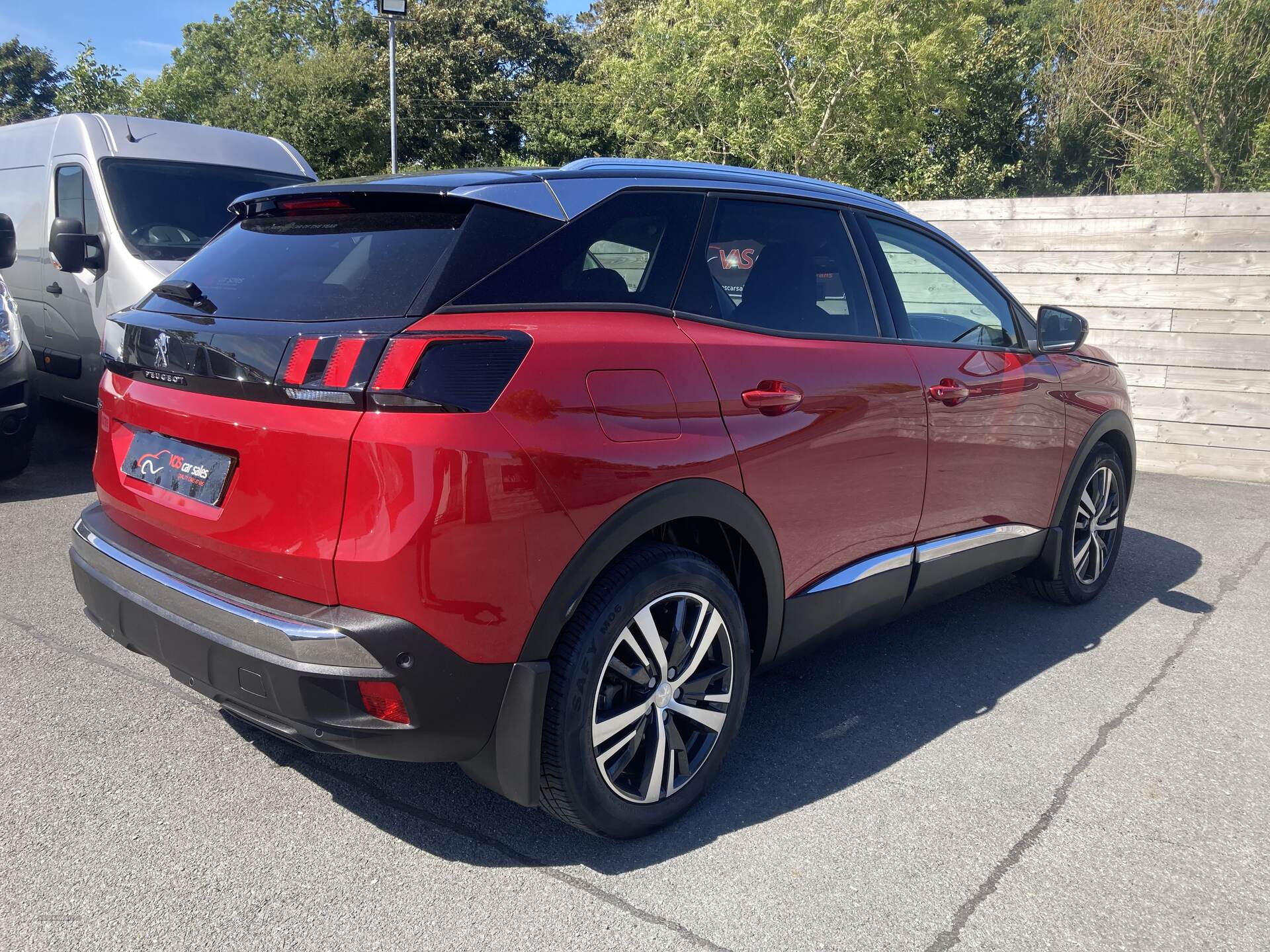 Peugeot 3008 ESTATE in Down