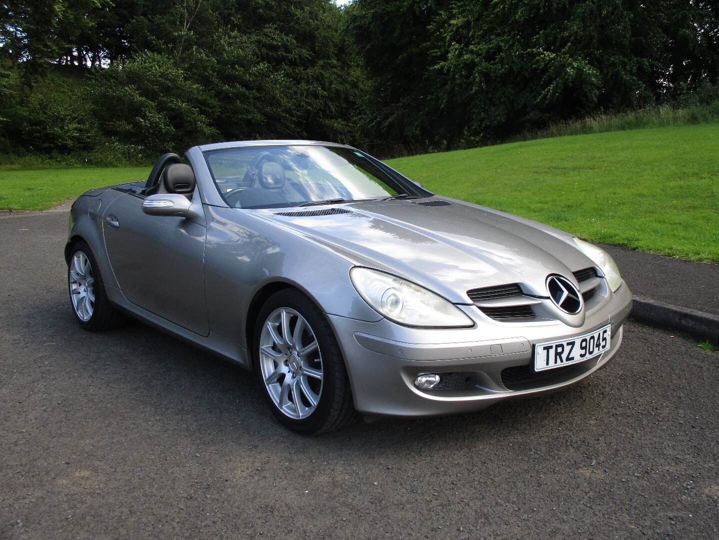 Mercedes SLK-Class ROADSTER in Derry / Londonderry