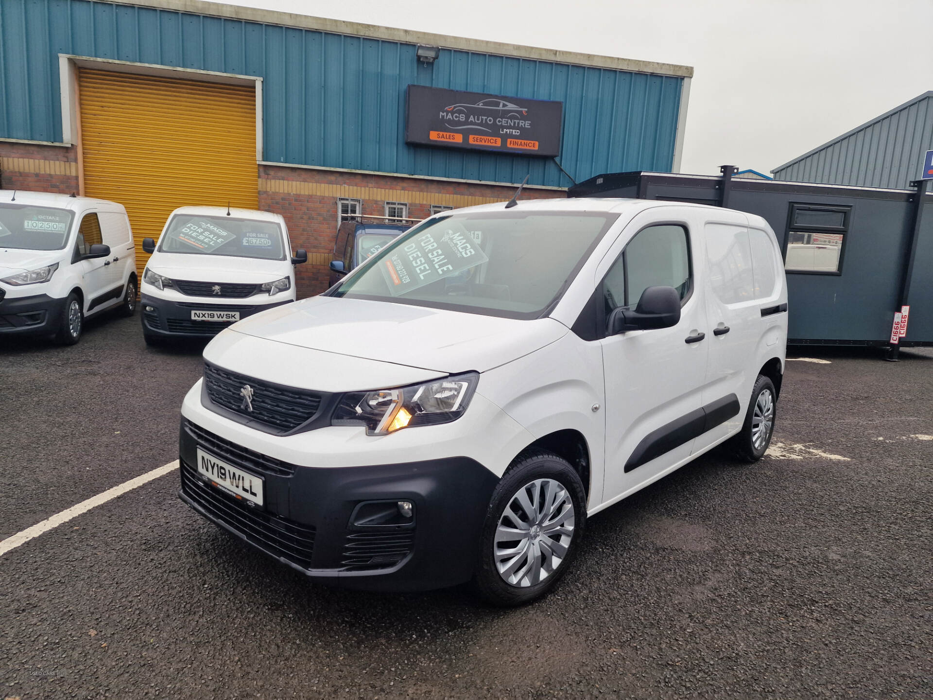 Aug 2019 Peugeot Partner 1000 1.5 BlueHDi 100 Professional Van