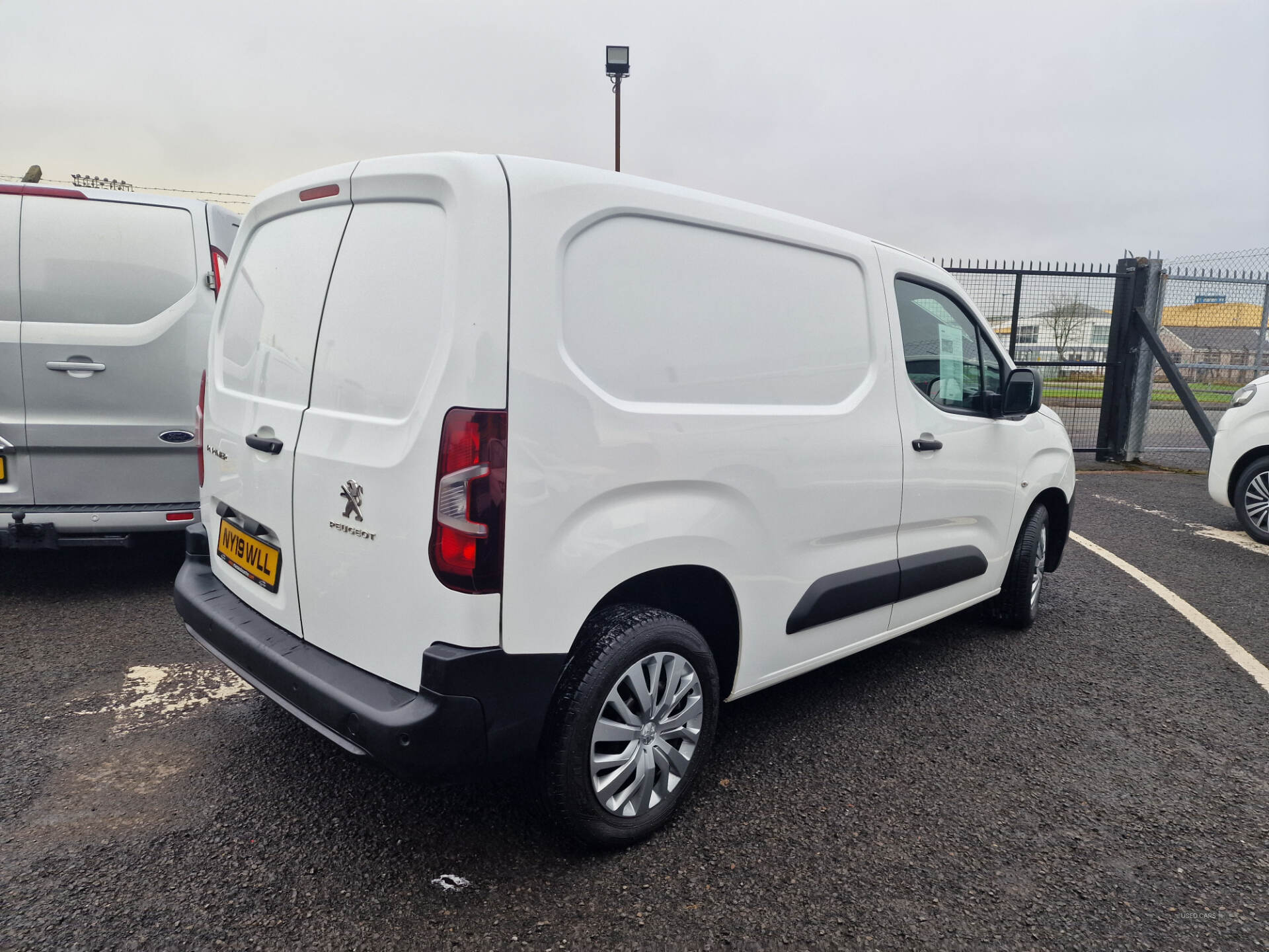 Aug 2019 Peugeot Partner 1000 1.5 BlueHDi 100 Professional Van
