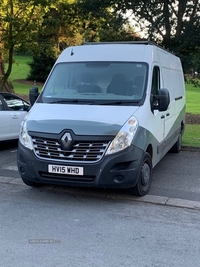 Renault Master LM35dCi 125 Business Medium Roof Van in Armagh