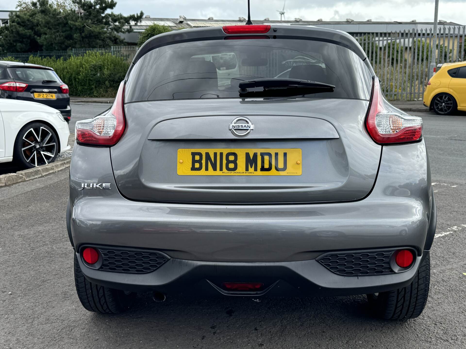 Nissan Juke HATCHBACK in Down